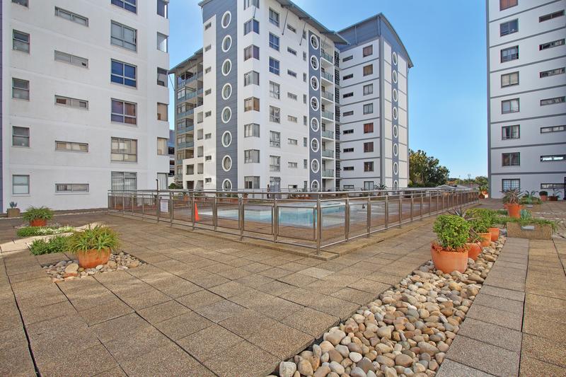 To Let 2 Bedroom Property for Rent in Claremont Western Cape